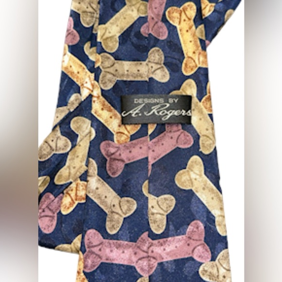 🦴🐶 DOG BONE TIE!! DESIGNS BY A.ROGERS TIE! PERFECT FOR THE “DOGGY DADDY” 🐶🦴 - Picture 2 of 11